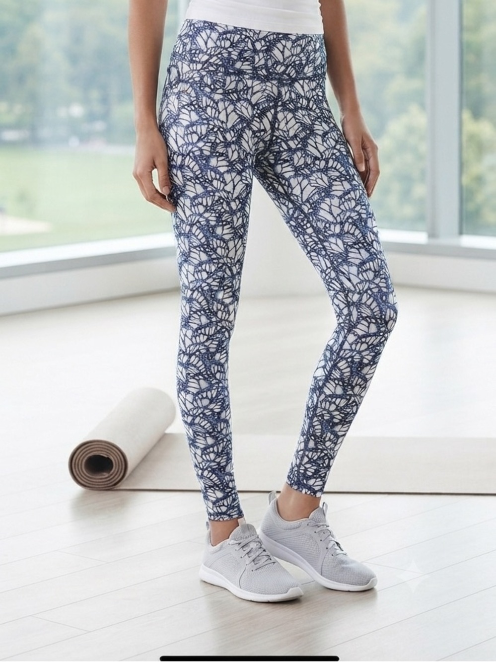 Virtual Sensuality Fit Butterfly Print Mesh Accent Supplex Leggings M NWT